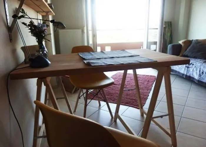 Φωτεινό Κοντά Στον Σταθμό Κτελ Θεσσαλονίκης